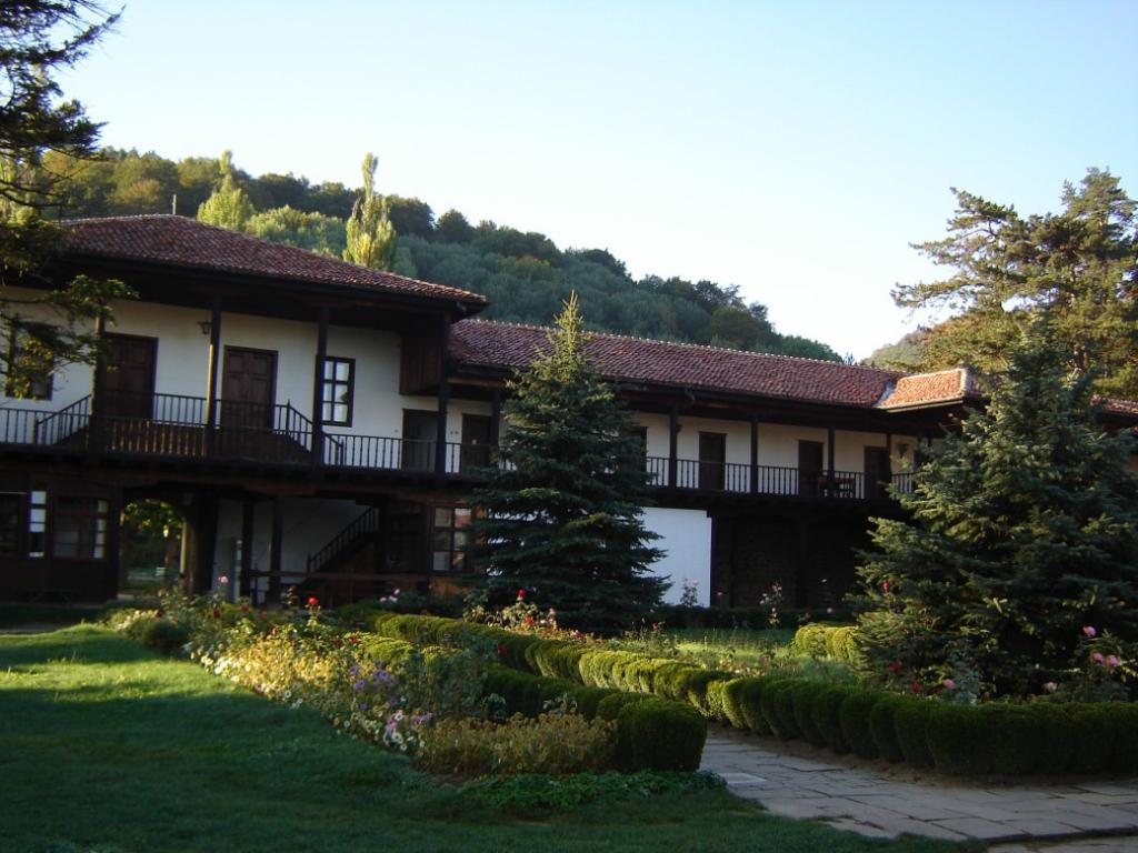 Соколския манастир