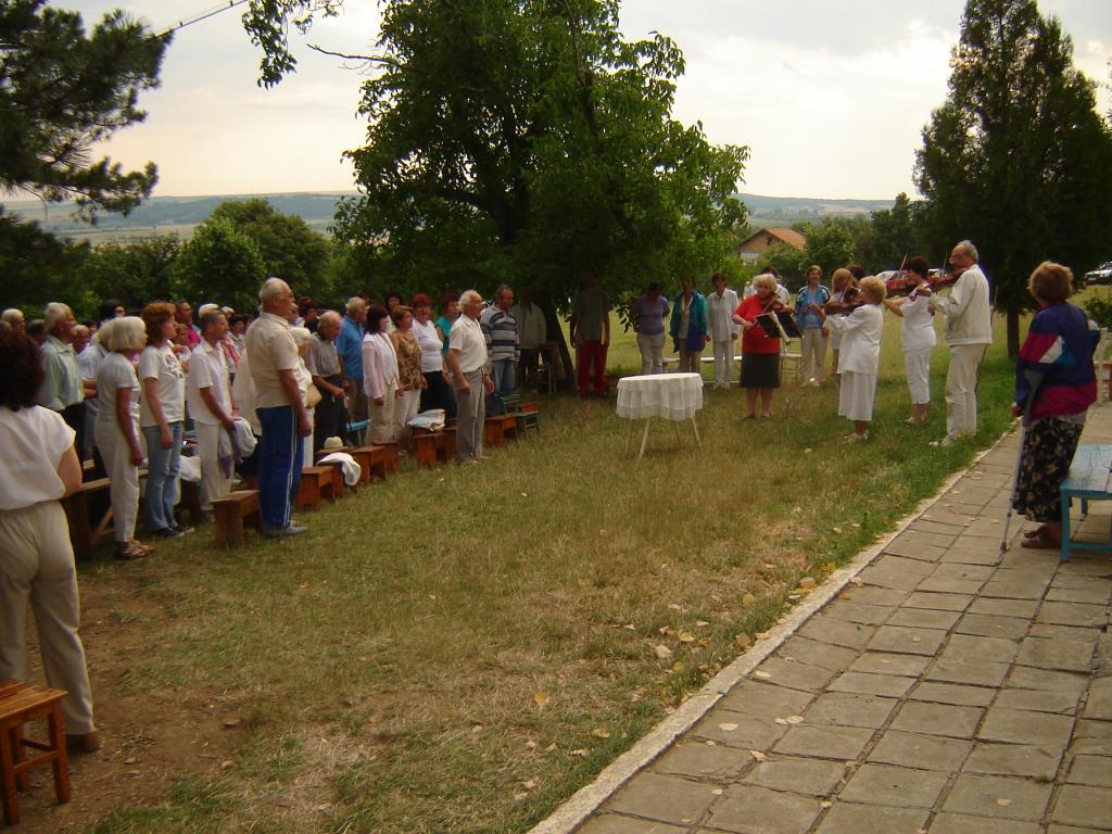 Още молитви и песни