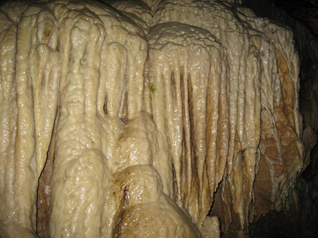 Ягодинска пещера