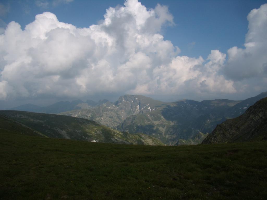 По "Зеления рид" с поглед към Мальовица...