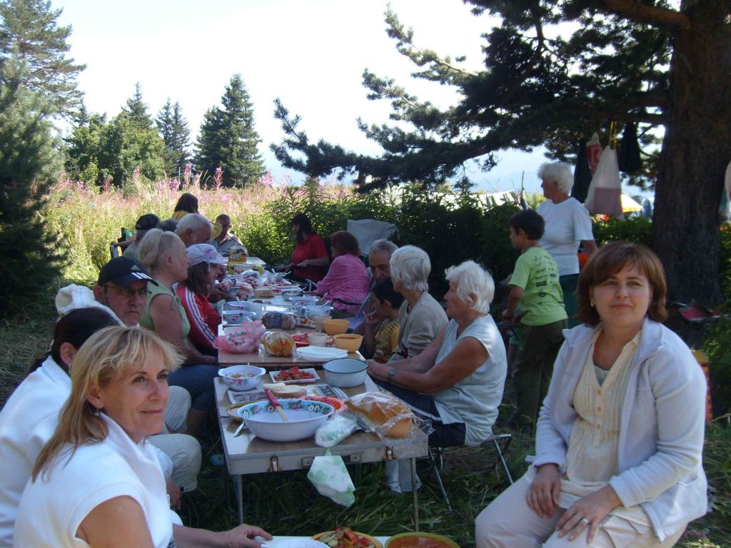 Зекирица - братски обяд в лагера - 21 август 2011 г.