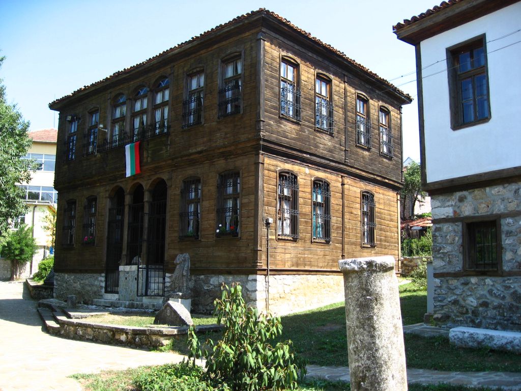 Една от трите сгради на археологическия музей в Малко Търново